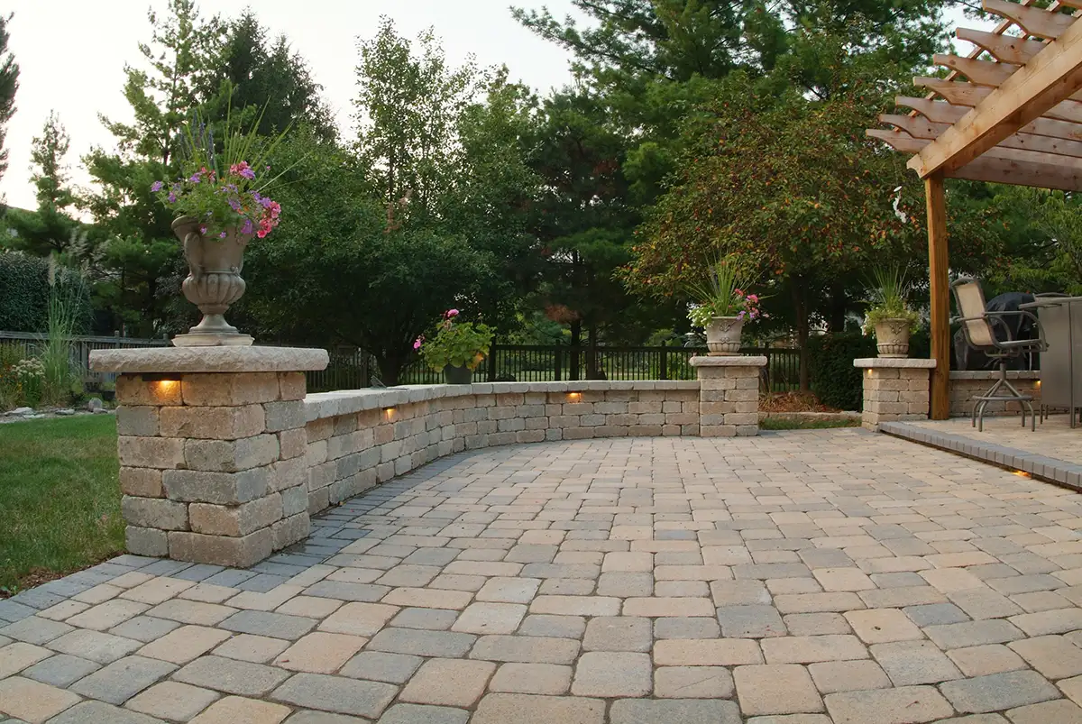 08-CAT12-4683A-04 stonework patio by Riepenhoff Landscape