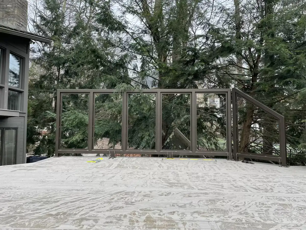 7 glass wall on patio by Riepenhoff Landscape