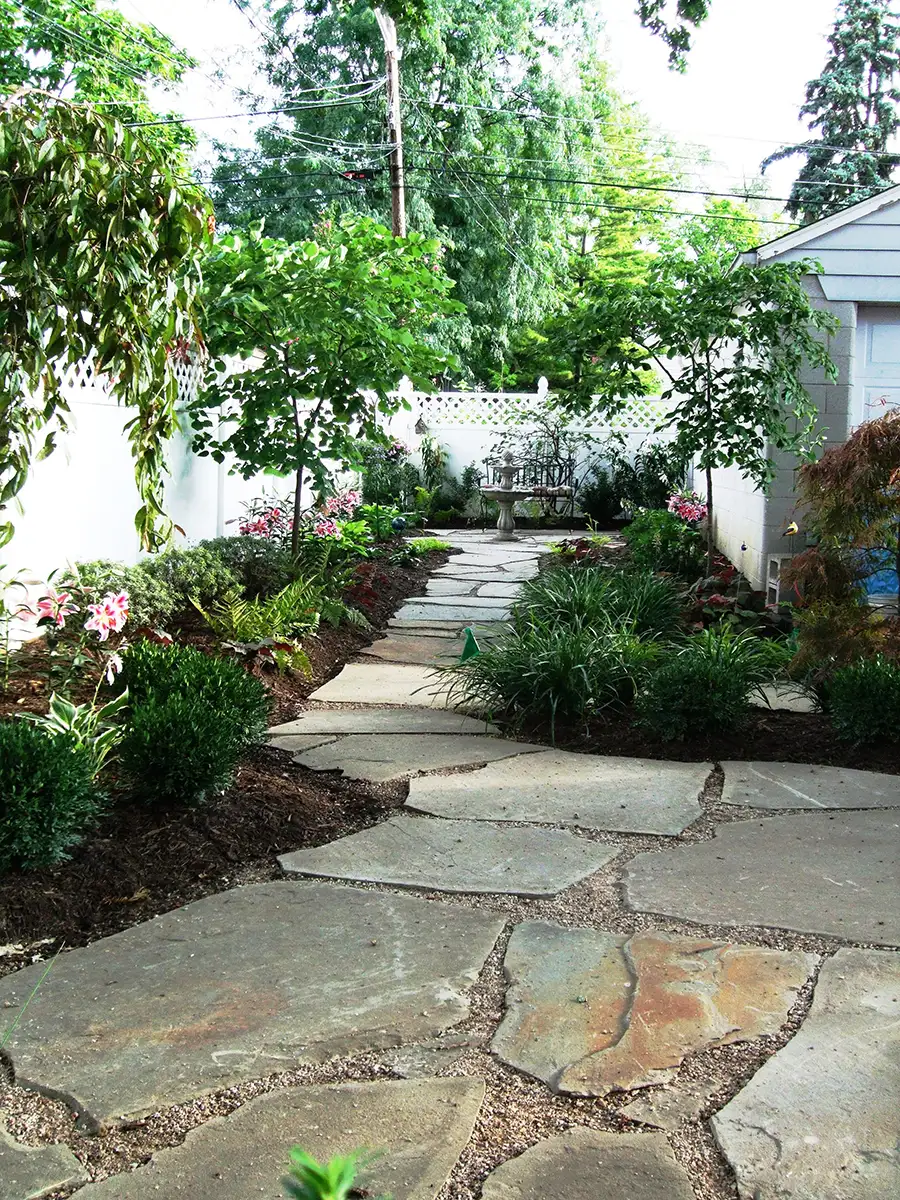 Hess stone pathway by Riepenhoff Landscape