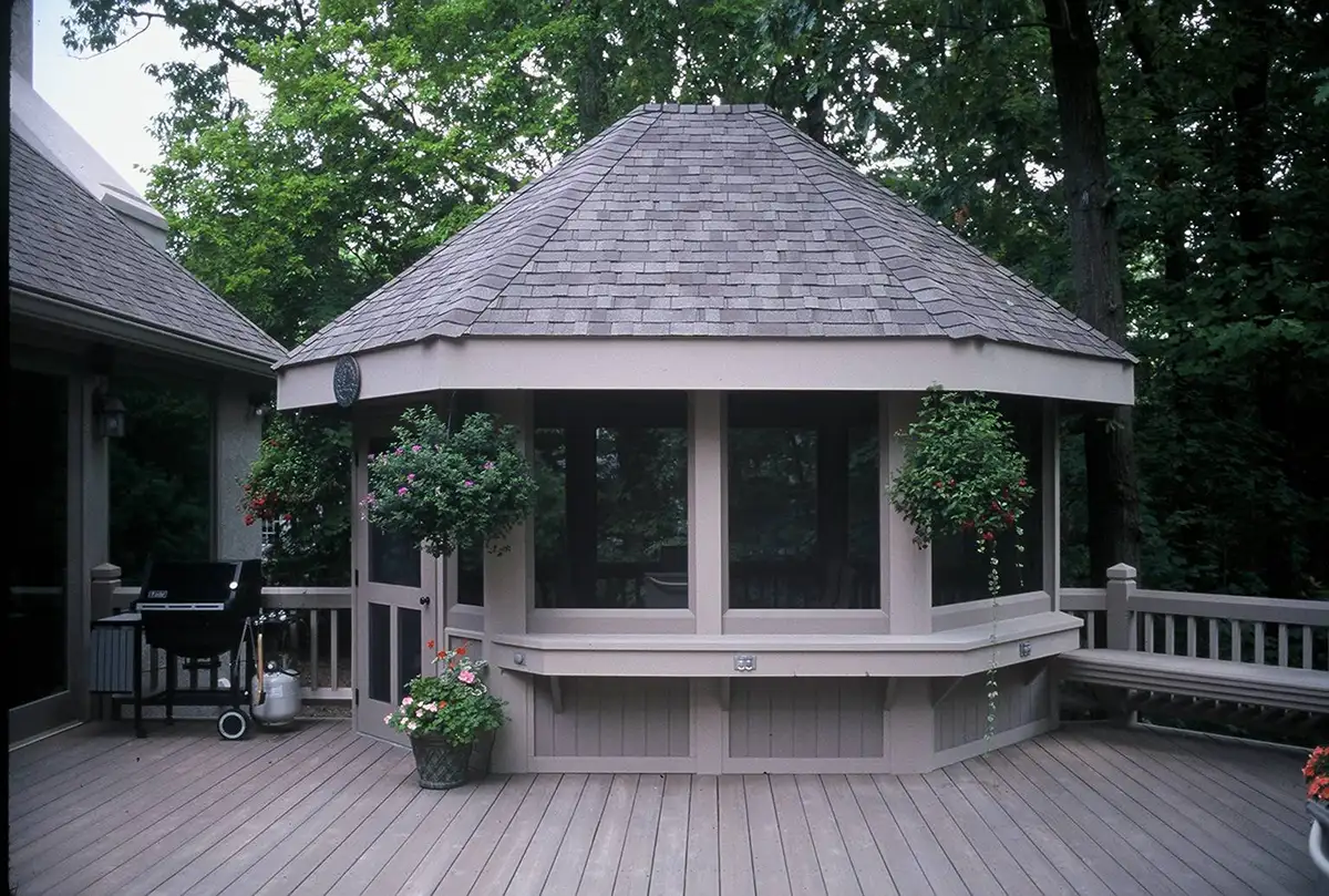 Picture6 enclosed patio on wood deck by Riepenhoff Landscape