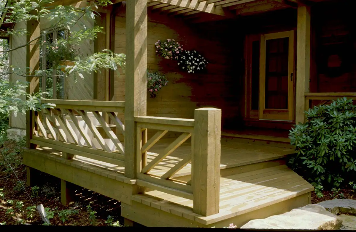 Picture9 wood deck by Riepenhoff Landscape